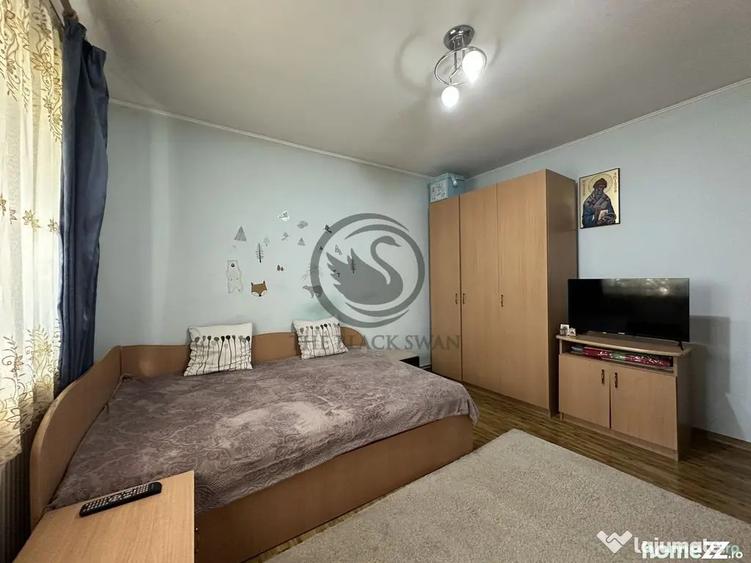 Casă cu 4 camere cu Teren 660 Mp în Central