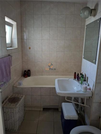 Apartament cu 2 camere decomandat în Dacia