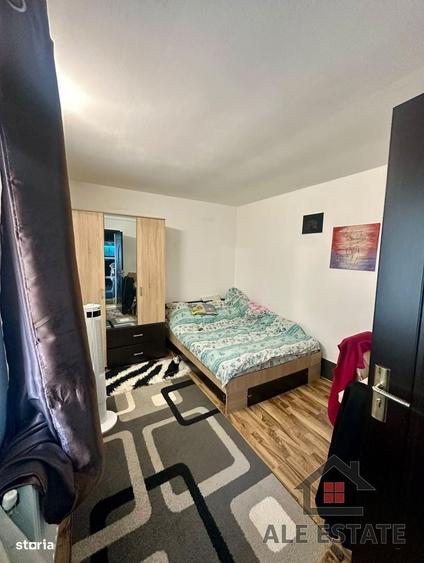Casă cu 4 camere cu Teren 166 Mp în Central