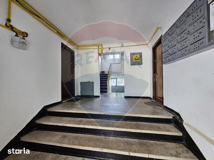 Apartament cu 2 camere semidecomandat în Mioriței