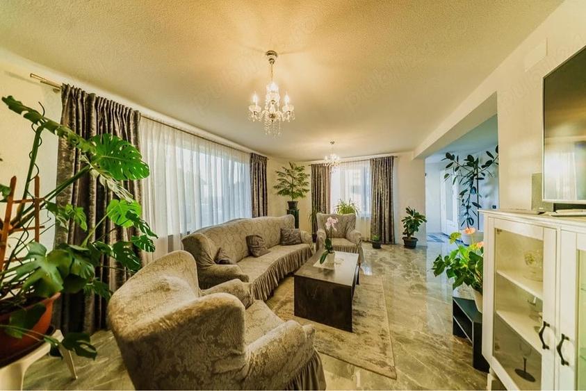 Casă cu Teren 309 Mp în Central