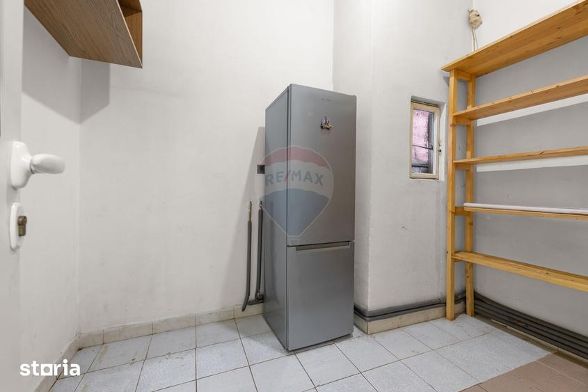 Casă cu 4 camere cu Teren 500 Mp în Podgoria
