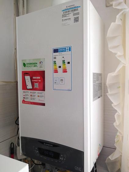 Apartament cu 3 camere decomandat în Exterior Vest