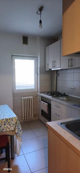 Apartament cu 3 camere decomandat în Centrul Civic