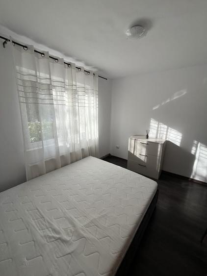 Apartament cu 2 camere decomandat în Griviței