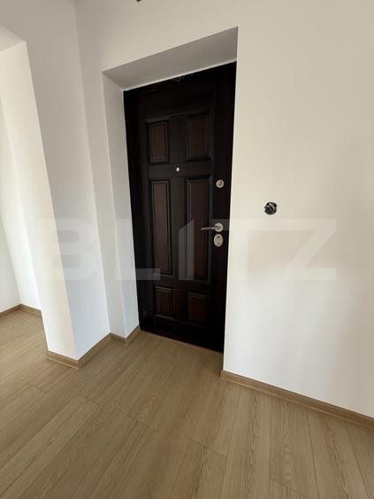 Apartament cu 4 camere decomandat în Semicentral