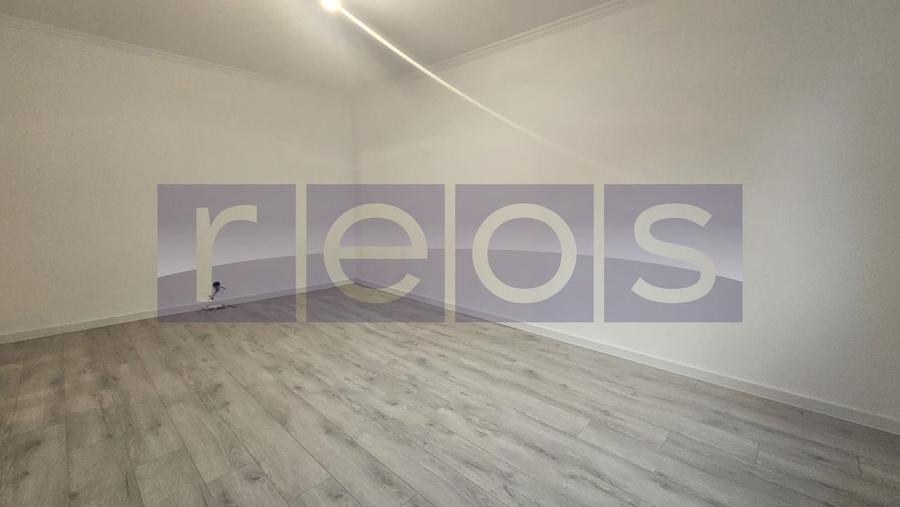 Apartament cu 3 camere decomandat în Valea Oltului