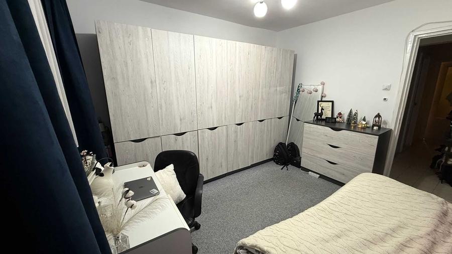 Apartament cu 3 camere decomandat în Mărăști