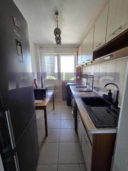 Apartament cu 3 camere în Dristor