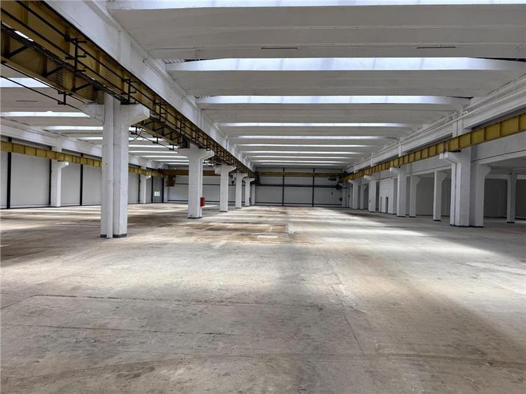 Spațiu industrial, de 1,800 mp, în Aeroport