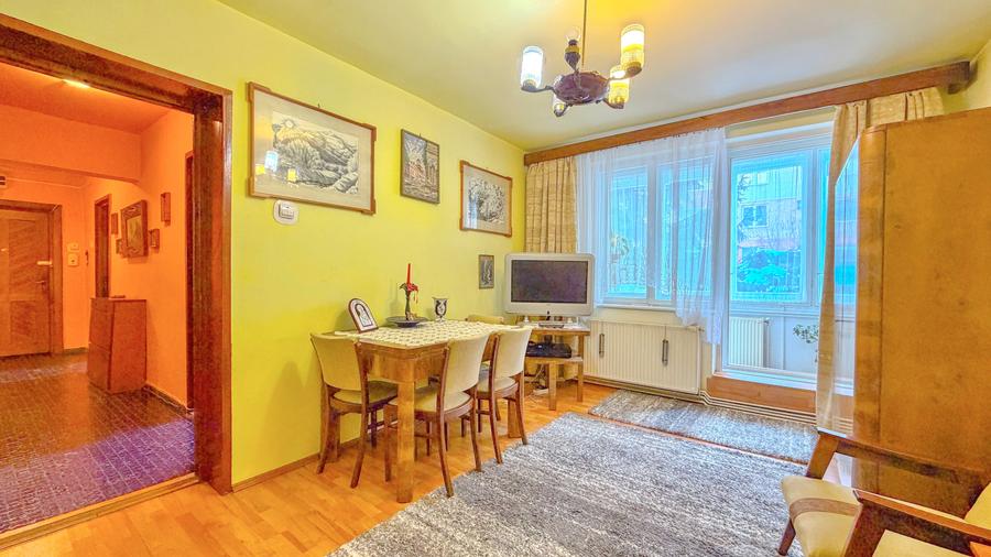 Apartament cu 3 camere decomandat, mobilat în Băile Tușnad