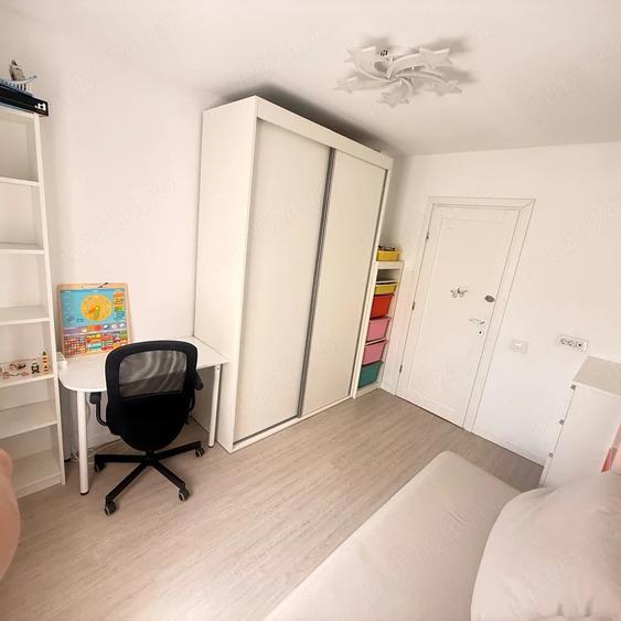 Apartament cu 3 camere nedecomandat în Floreasca