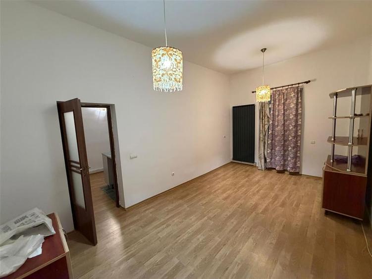 Spațiu comercial, de 45 mp, în Ultracentral