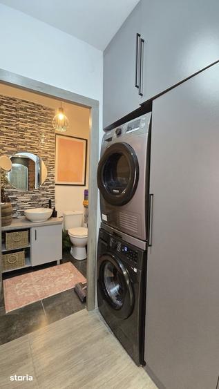 Apartament cu 4 camere decomandat, mobilat în Ultracentral