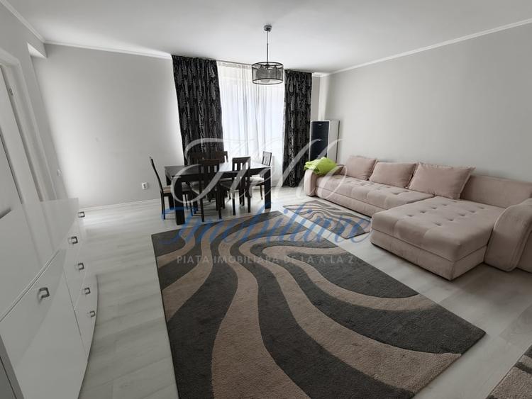 Apartament cu 3 camere decomandat, mobilat în Florești