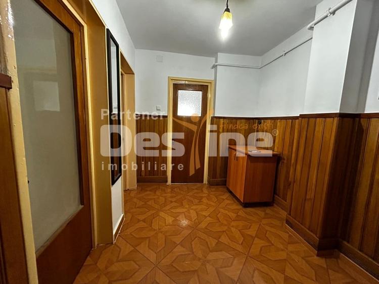 Apartament cu 3 camere decomandat, mobilat în Copou