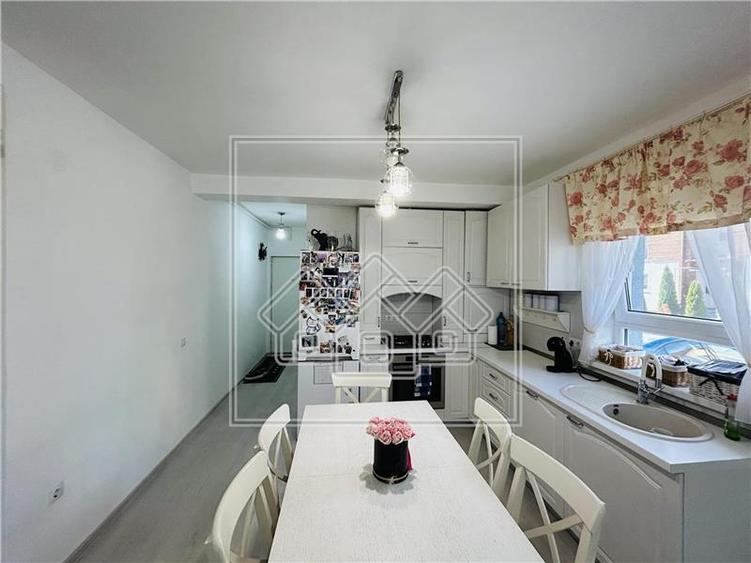 Apartament 3 camere, gradina, la cheie, mobilat, disponibil imediat - 7