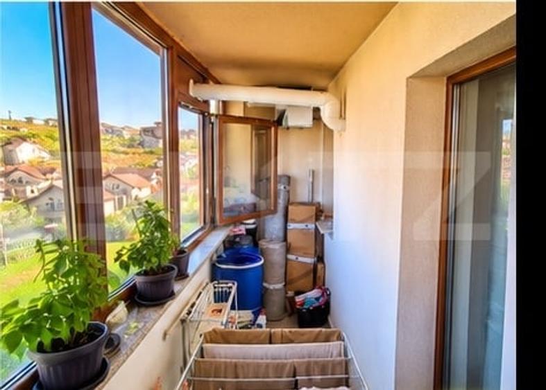 Garsonieră decomandată, mobilată în Vișani