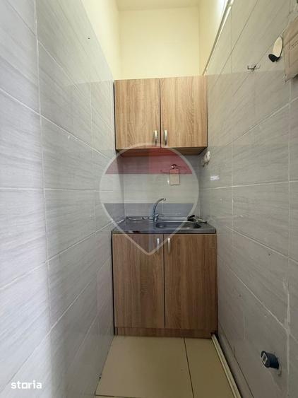 Spațiu comercial, de 74 mp, în Central
