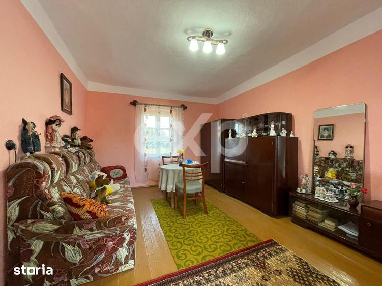 Casă cu 3 camere cu Teren 2993 Mp în Central