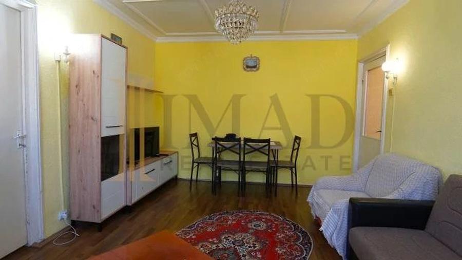 Apartament cu 2 camere în Micro 4