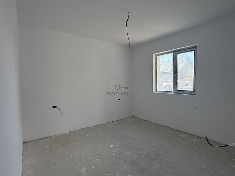 Duplex cu 3 camere cu Teren 250 Mp în Clinceni