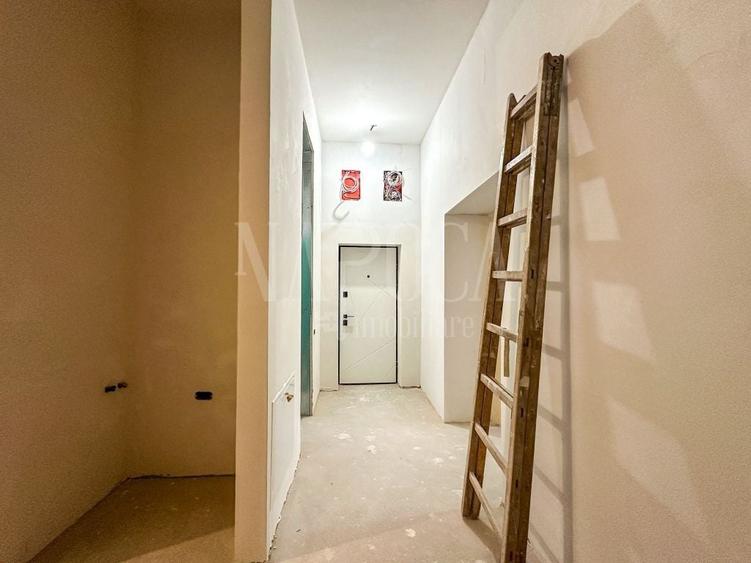 Apartament cu 4 camere decomandat în Central