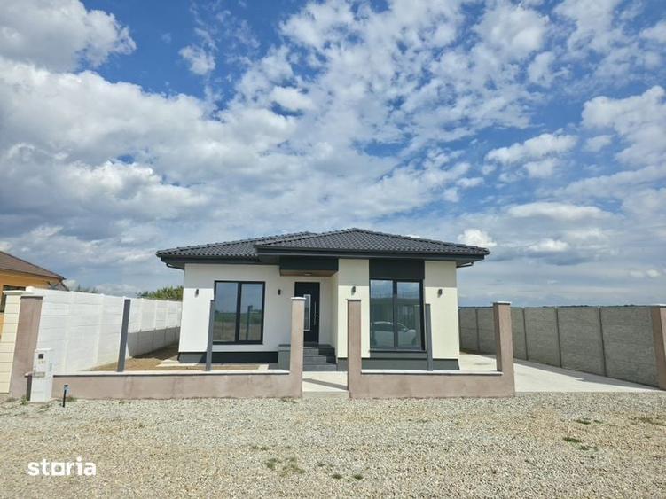Casă cu 3 camere cu Teren 126 Mp în Calea Aradului