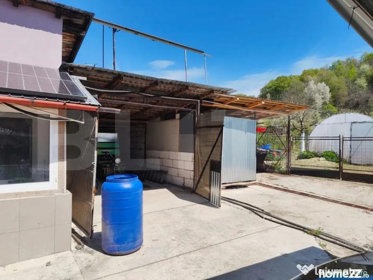Casă cu 7 camere cu Teren 2714 Mp în Central