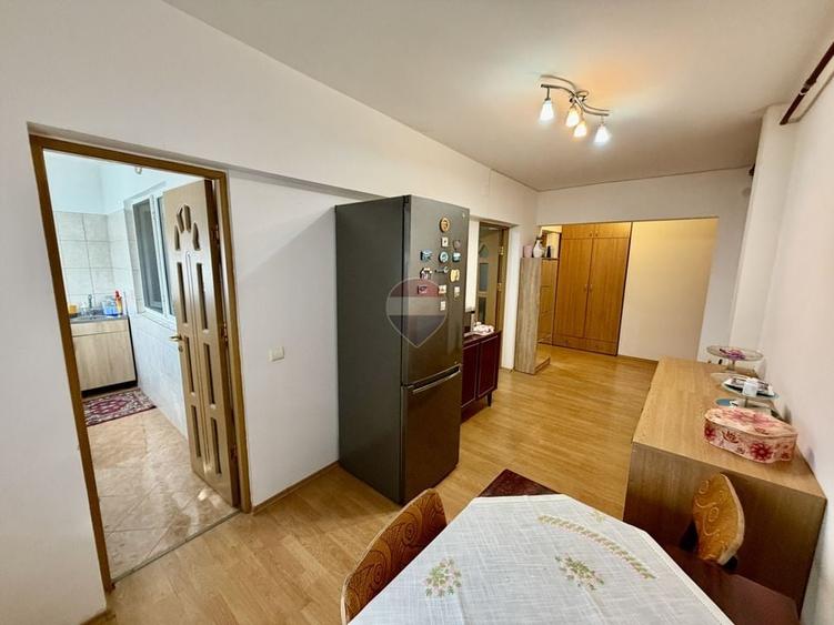 Apartament cu 2 camere decomandat în Sud