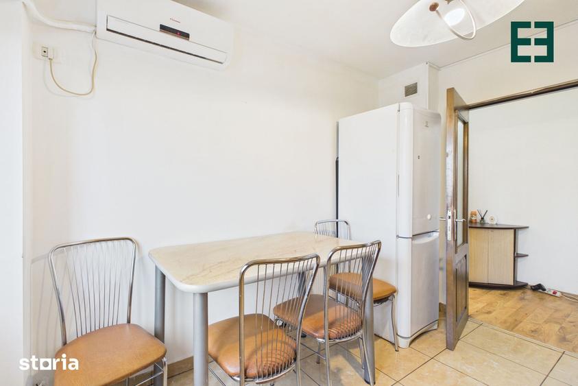 Apartament cu 4 camere semidecomandat, mobilat în Micălaca
