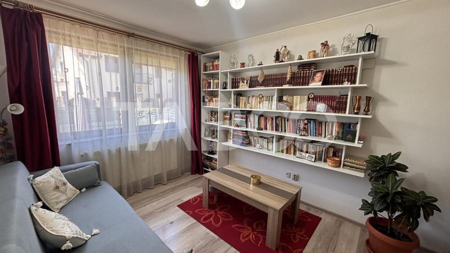 Duplex cu 3 camere cu Canalizare în Șura Mare