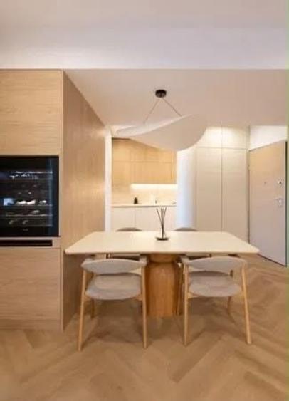 Apartament cu 3 camere decomandat, mobilat în Băneasa