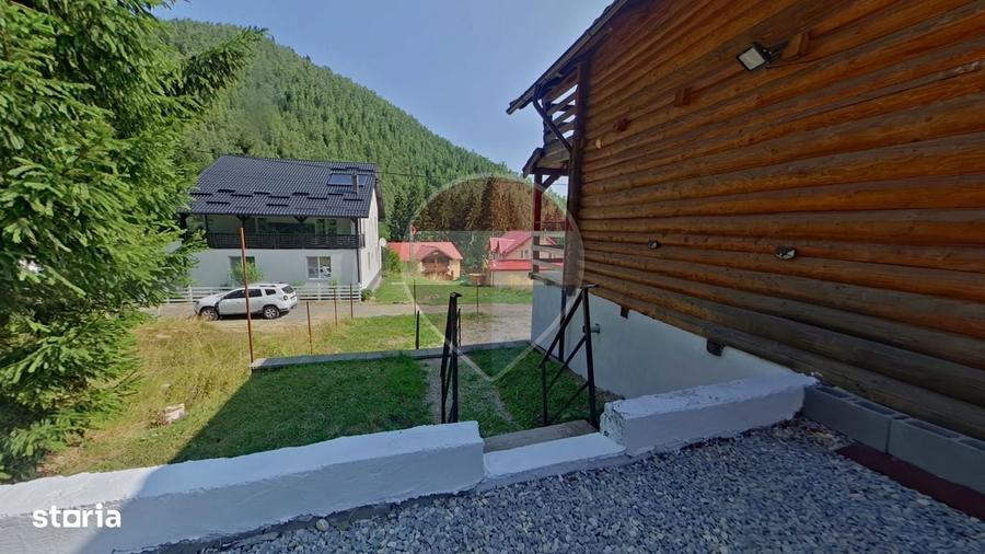 Casă cu 4 camere în Brazi