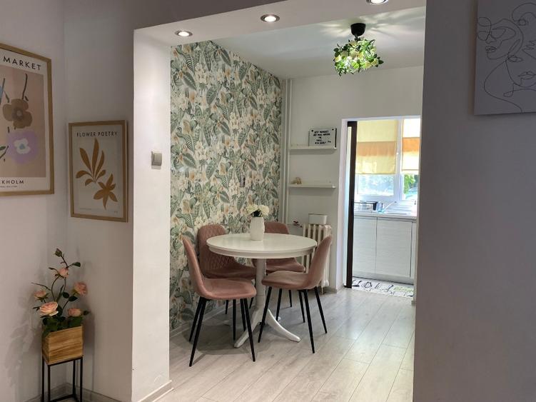 Apartament cu 2 camere decomandat, mobilat în Trivale
