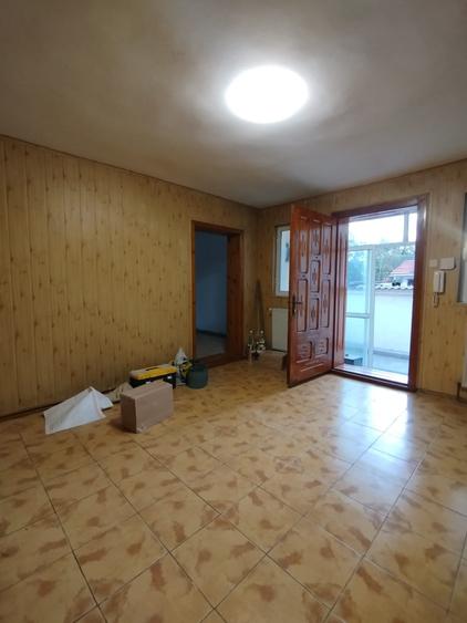 Casă individuală cu 3 camere cu Teren 140 Mp în Griviței