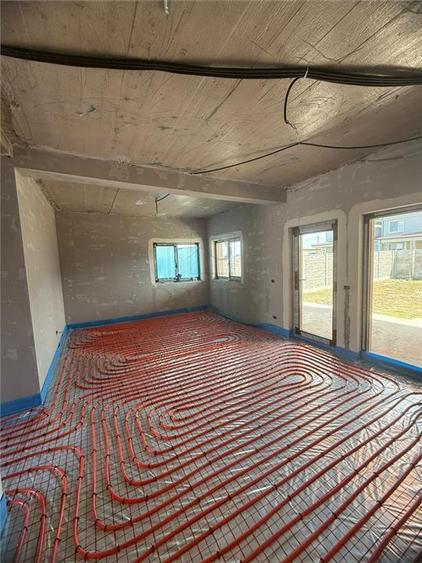 Duplex cu 4 camere cu Canalizare în Moșnița Nouă