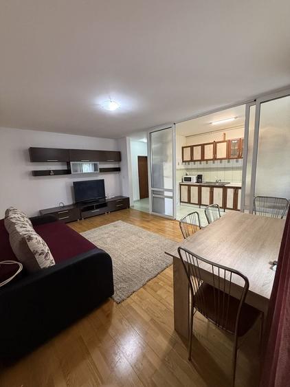 Apartament cu 2 camere semidecomandat în Ultracentral