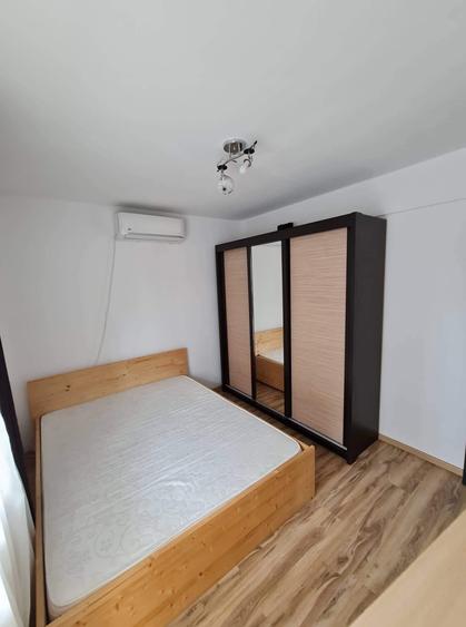 Apartament cu 2 camere decomandat în Exterior Vest