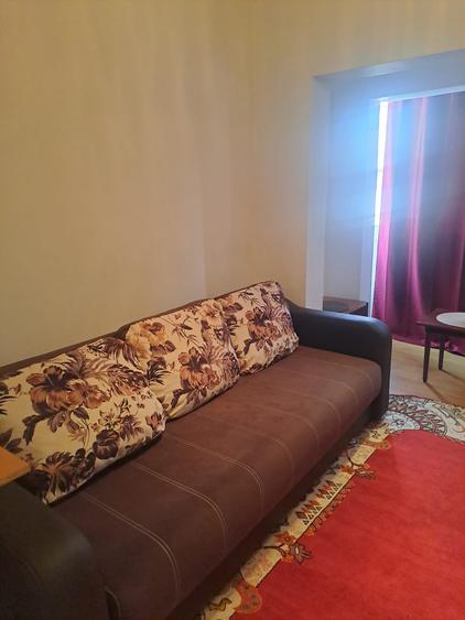 Tomis III-apartament cu 3 camere cf 1,cu centrala,  etaj 1 - 2
