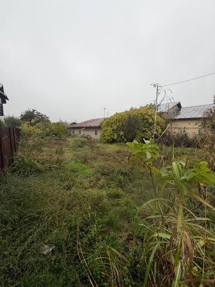Teren Construcții intravilan de 746 mp, în Pleașa