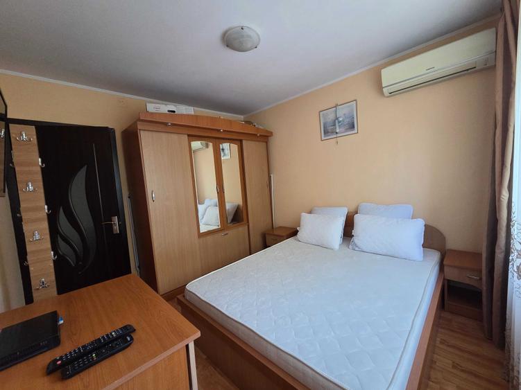 Apartament cu 2 camere decomandat în Păcii