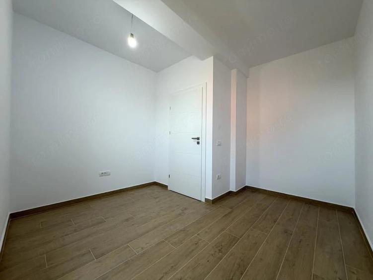Casă cu 4 camere cu Teren 350 Mp în Covaci
