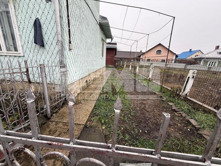 Casă individuală cu 5 camere cu Canalizare în Ultracentral