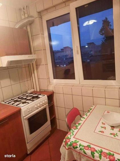 Apartament cu 2 camere semidecomandat în 1 Mai