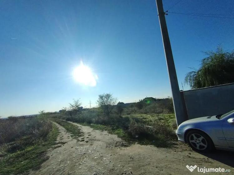 Teren de 455 mp, în Malu Mare