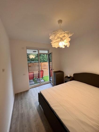 Apartament cu 2 camere decomandat în Lipovei