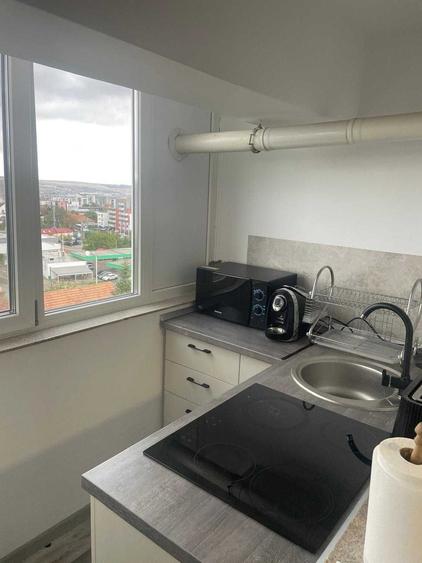 Apartament cu 2 camere semidecomandat în Calea Turzii