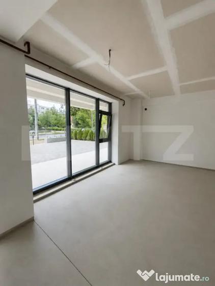 Spațiu comercial, de 198 mp, în Piața Centrală