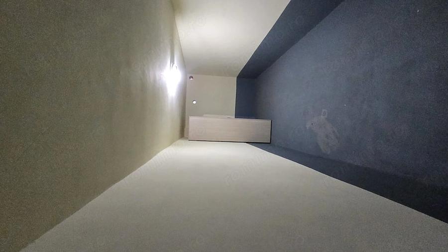 Spațiu comercial, de 11 mp, în Metalurgiei